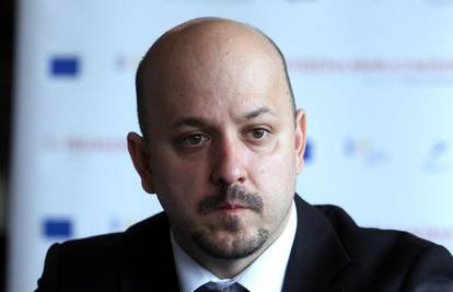 Ministri opet nesložni: Maras bi popravljao Linićev prijedlog