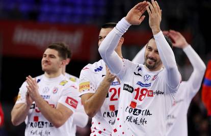 Karačić: Mnogi su govorili da nisam trebao doći. Kako bih onda pogledao suigrače u oči?