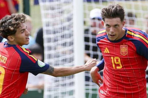 Evo tko stoji Hrvatskoj U-19 na putu do finala EP-a: Imaju 15 pobjeda u nizu, najskuplji su...