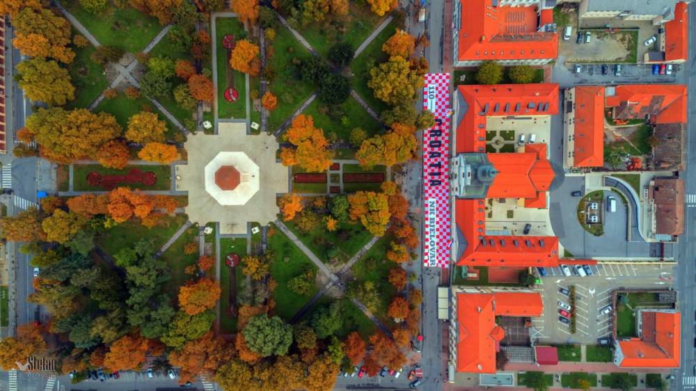 Vatrena fešta: Bjelovar prekrila megazastava od gotovo 100 m!