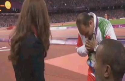 Paraolimpijac iz Irana nije se htio rukovati s Kate jer je žena