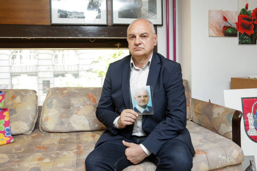 Putevima nestalog oca: Još se nada da će pronaći svoga tatu