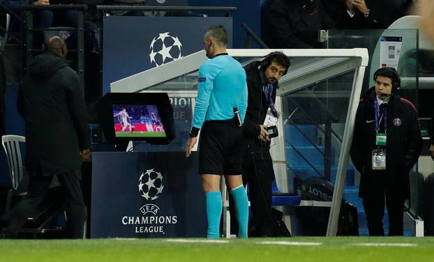 Champions League - Round of 16 Second Leg - Paris St Germain v Manchester United