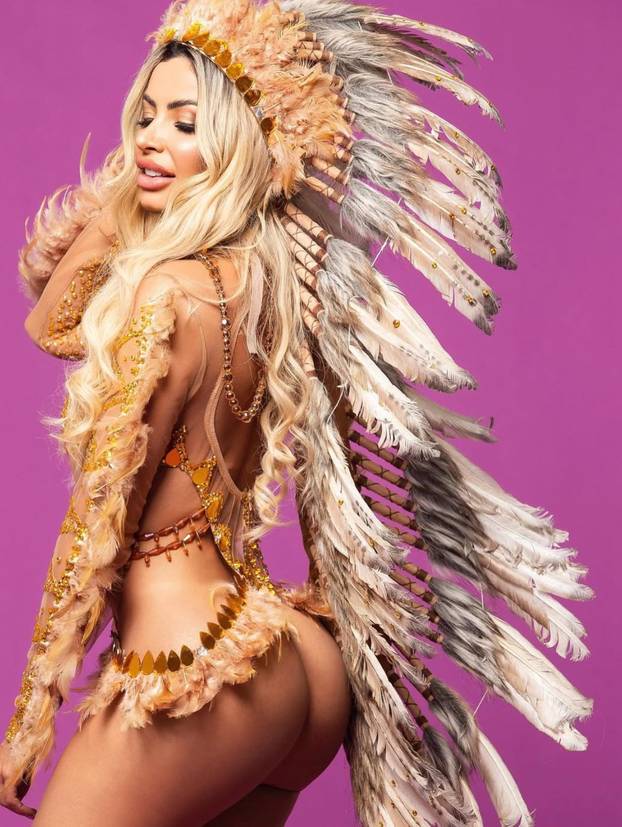 Potrošila milijun eura na izgled! 'Toliko sam lijepa da imam zabranu na dejt aplikacijama'