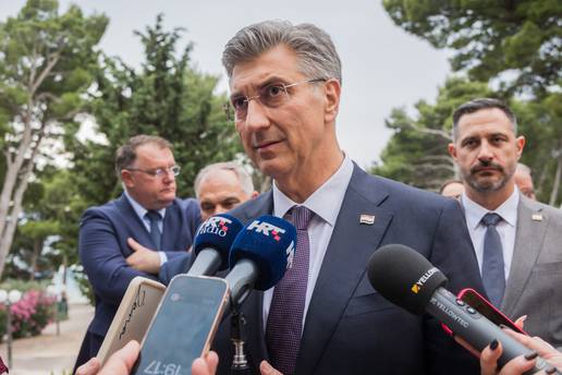 Premijer prozvao Mo&zcaron;emo! zbog komunalnih redara: 'To govori o karakteru isklju&ccaron;ivosti'