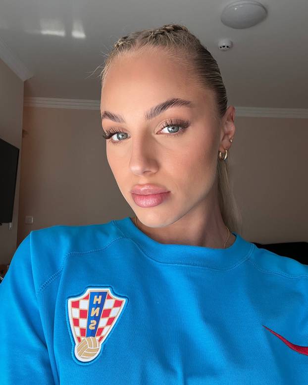 FOTO New York, here we come: Prelijepe sestre Marković zajedno potpisale za isti klub!