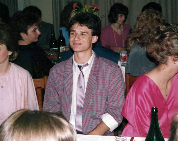 FOTO Možete li prepoznate naše političare po starim fotkama? Malo tko ih može sve pogoditi...