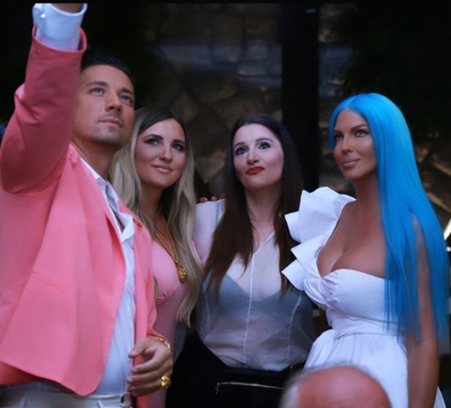 Samo luksuz: Karleušin outfit za rođendan košta 30 tisuća kn