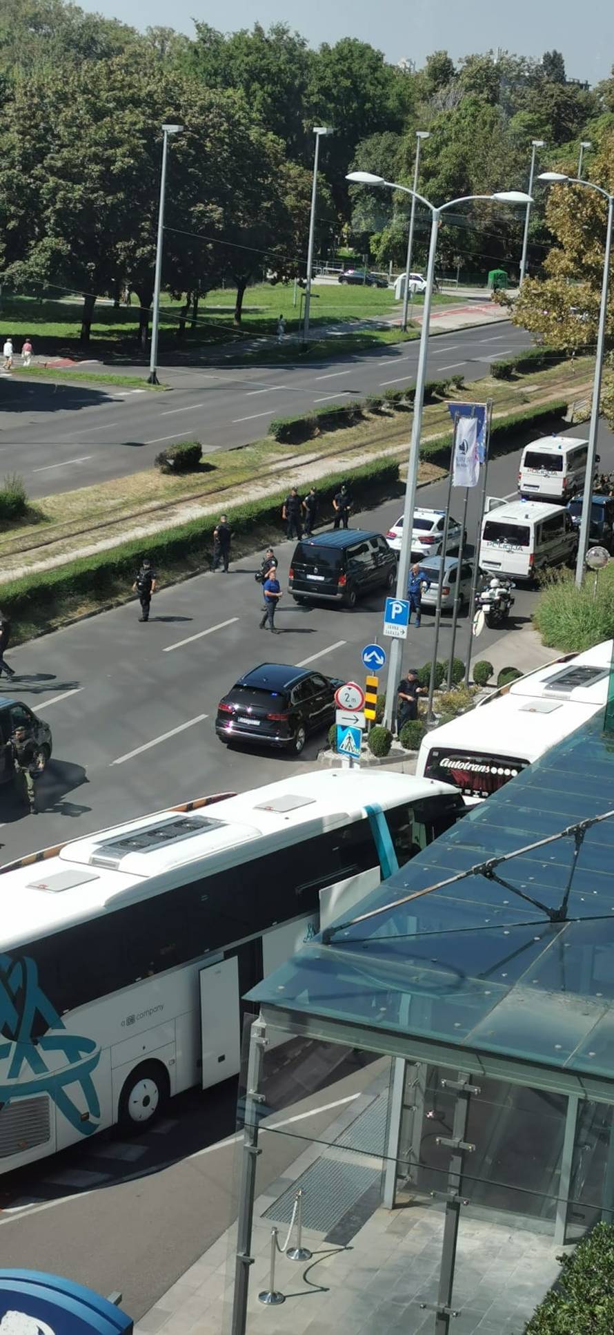 AEK-ovi igrači stigli u Zagreb, jake policijske snage čuvaju hotel: 'Sve je puno interventne'