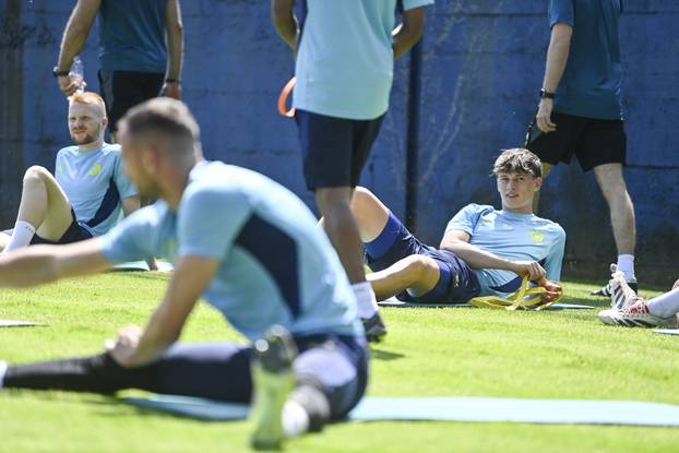 Zagreb: Media day i trening Dinama s novim trenerom 