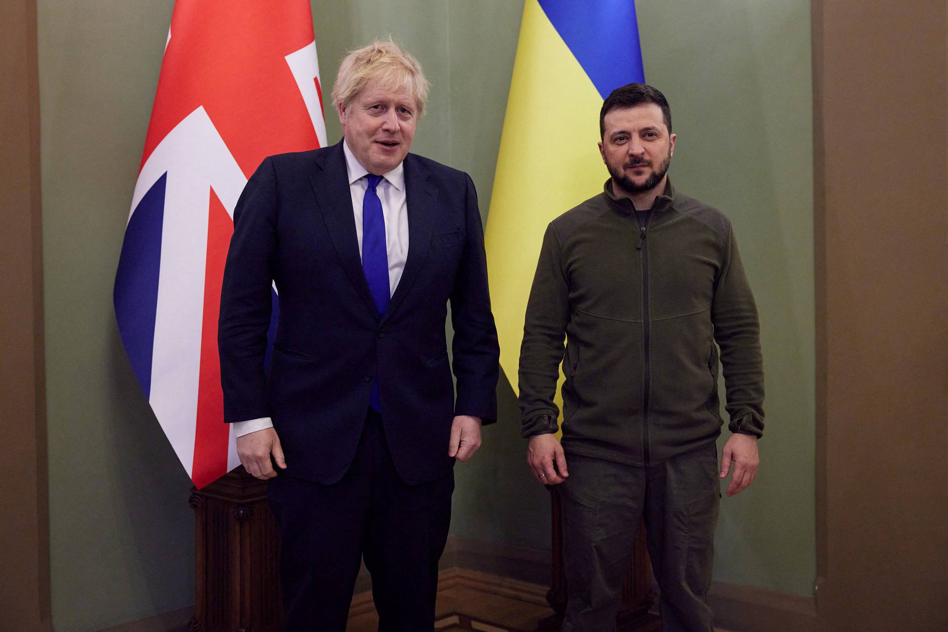 Ukraine's President Zelenskiy and British PM Johnson attend a meeting in Kyiv