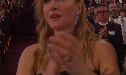 S njom bile i &zcaron;rtve: Lady GaGa izvedbom sve dirnula do suza