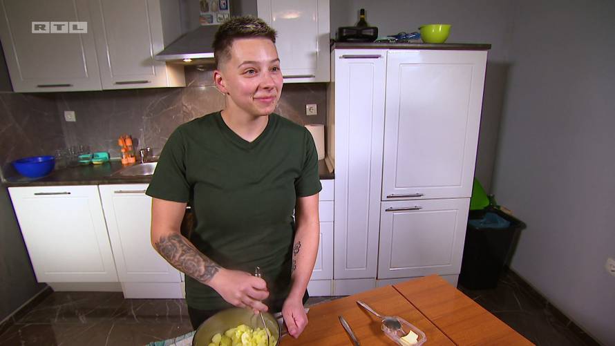 Nogometašica Ana Pavlić otvara 'Večeru za 5': Cure, pripremite se jer ja ću skuhati najbolje!