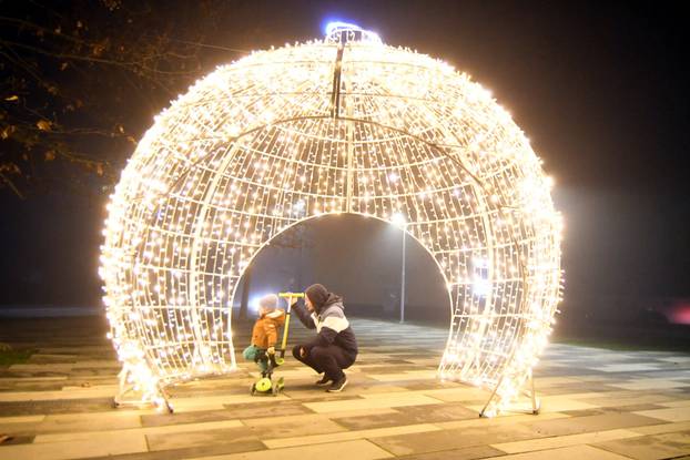 Advent u Đurđevcu priovalči mnoštvo posjetitelja 