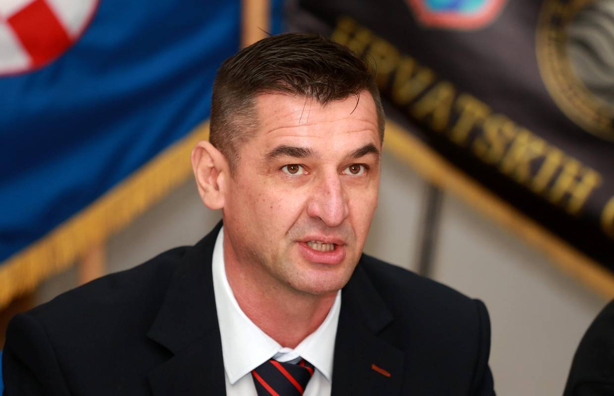 Božo Zadro podnio neopozivu ostavku: Prozvao splitsku vlast da zanemaruje Korešnicu