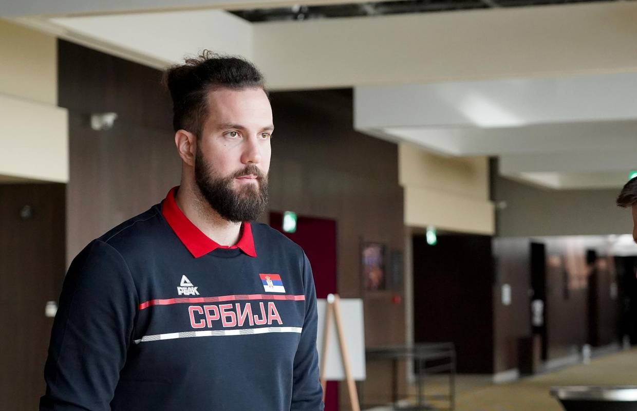 Uhitili pijanog policajca: Prijetio pištoljem bivšoj NBA zvijezdi