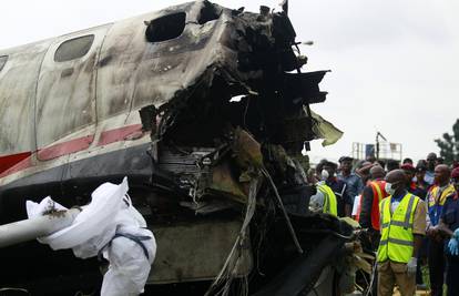 Avion se srušio odmah nakon uzlijetanja, poginulo 14 ljudi