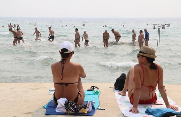 Zadnji trzaji ljeta na splitskim plažama