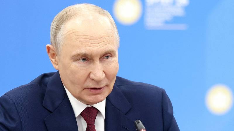 Putin opleo po Zelenskom: 'Ma on stalno glumi Ramba...'