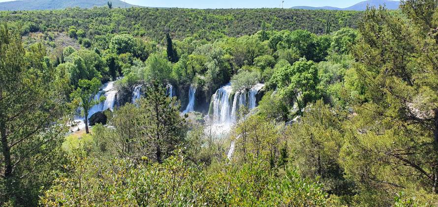 Kravica, više od izleta: adrenalinsko kupanje na vodopadima