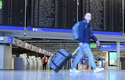 Veliki štrajk paralizirao zračne luke u Njemačkoj, otkazano je 3.400 letova. Traže veće plaće