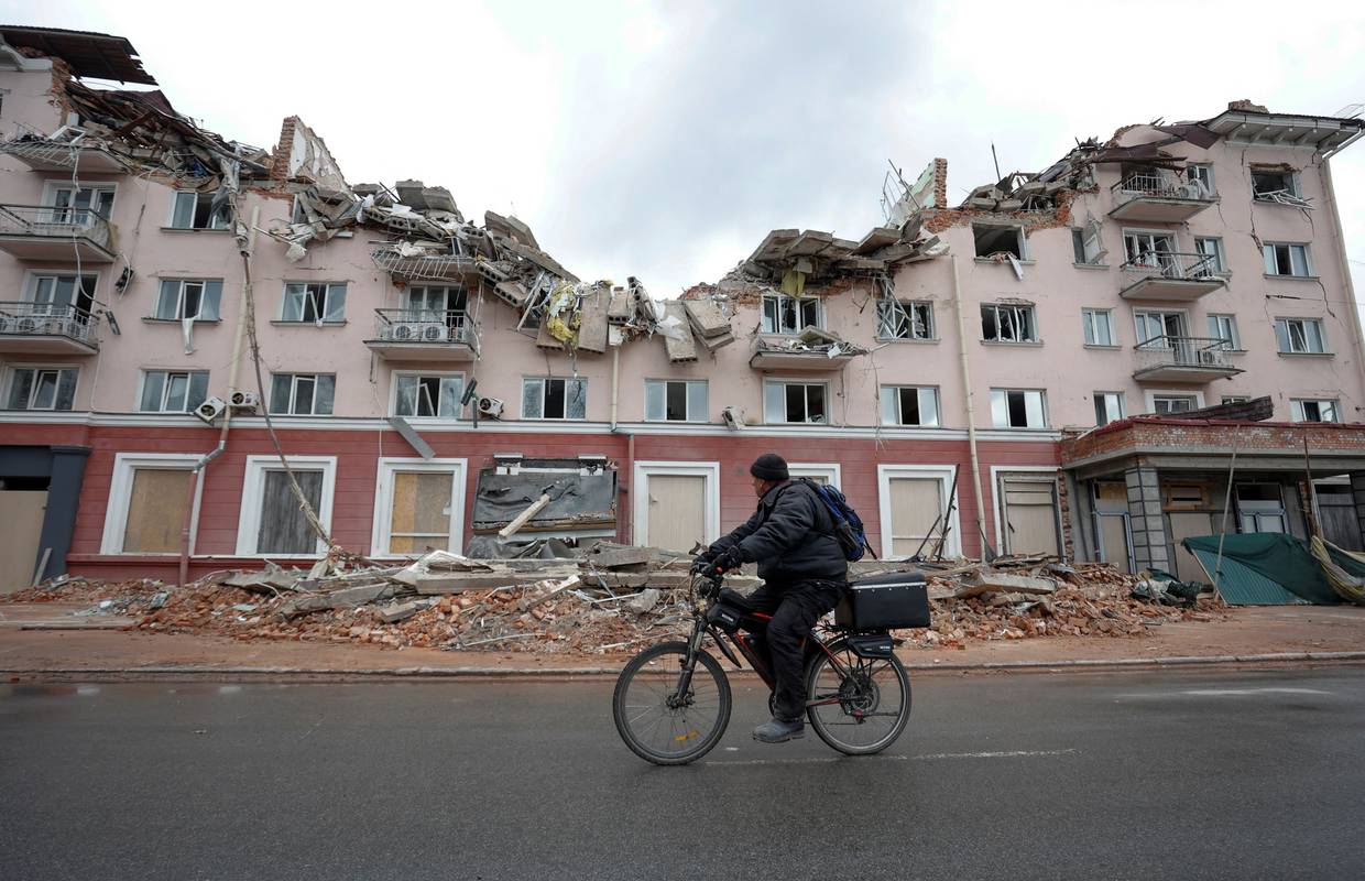 Ukrajinci: U napadu na Černihiv poginulo je najmanje 700 ljudi