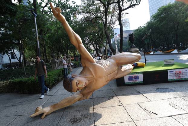 Attack on giant figures FIFA World Cup 2026