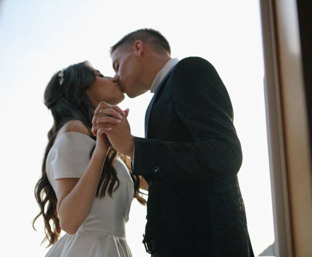 FOTO 'Vatreni' nosi njenu fotku na svakoj utakmici. Prohodali su kao tinejdžeri i isti dan slave