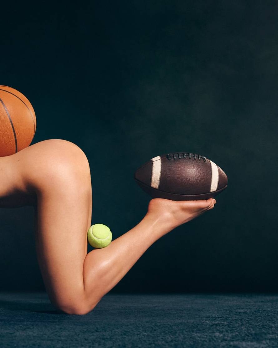 Sydney odgovorila na kritike zbog golotinje u sportskoj reklami: Objavila je nove fotke!