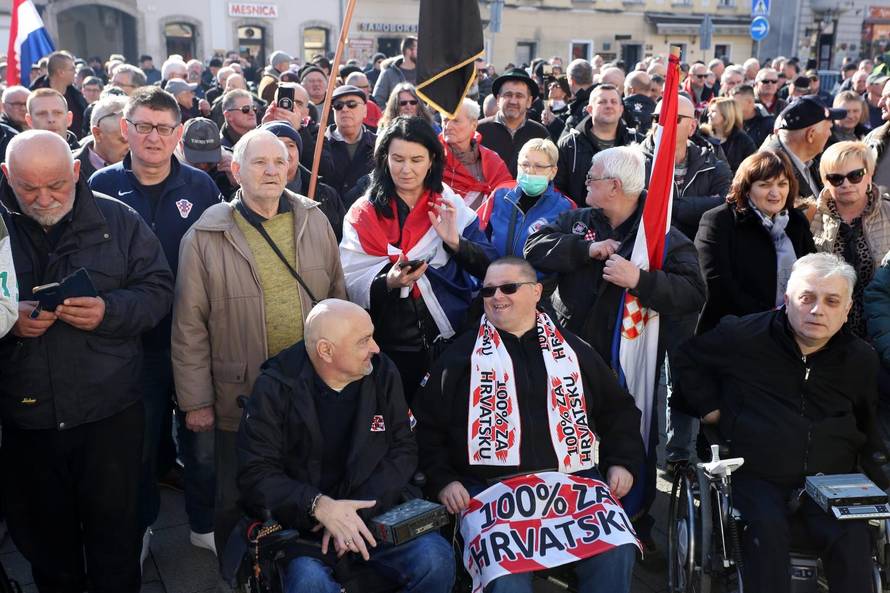 Prosvjed protiv Beljaka: Đuro Glogoški došao s autoradijem