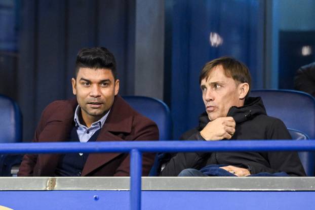 Svečana loža na Maksimiru tijekom susreta između Dinama i Milana u Ligi prvaka