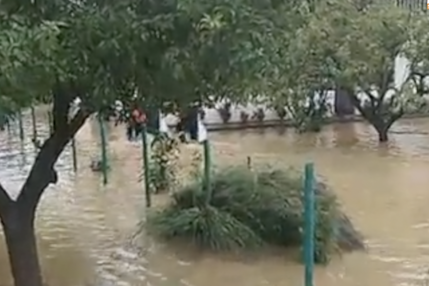 Poplava u Našicama nakon 15-minutnog pljuska
