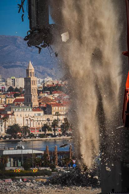 Split: Nastavak rušenja zgrade Hotela Marjan