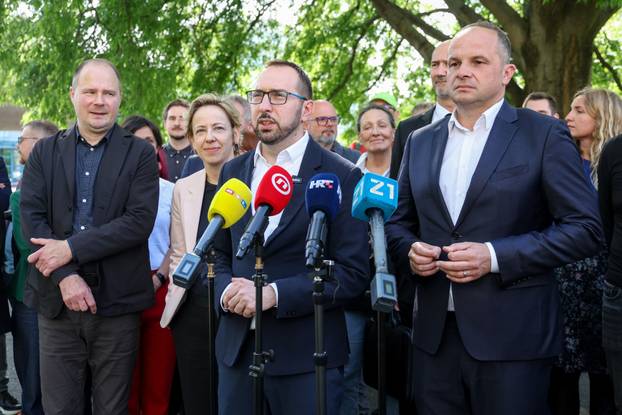 Zagreb:  Možemo! i SDP predali potpise   za kandidaturu Tomislava Tomaševića