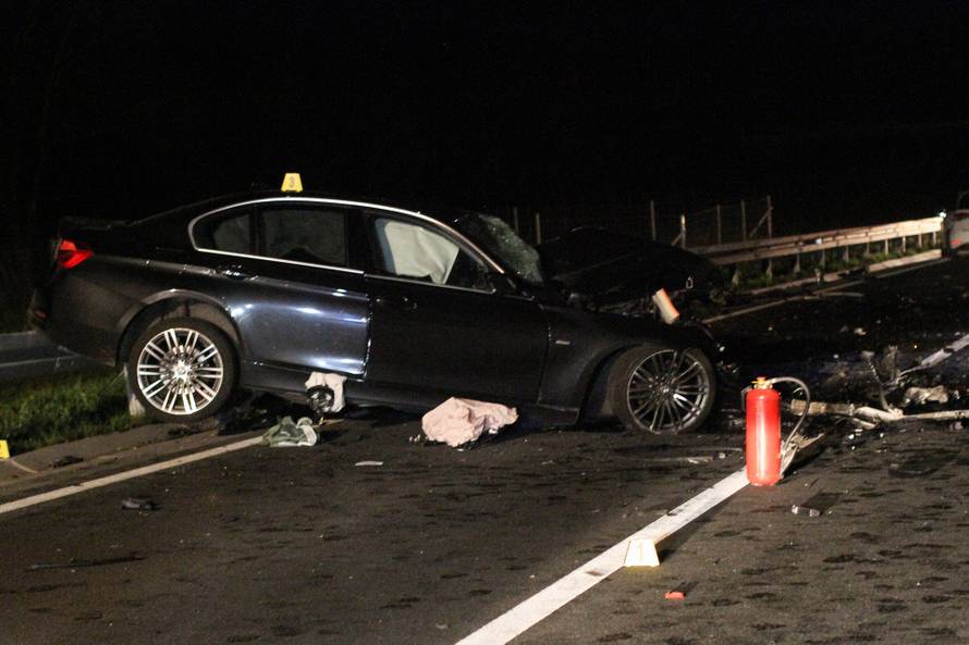 U prometnoj nesreci na Turanjskoj obilaznici smrtno su stradale dvije osobe