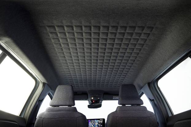 Renault R4 E-TECH Techno Bleue - Photo