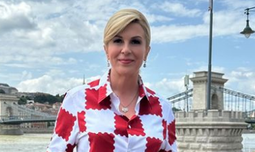 Kolinda u kockicama poslala poruku 'vatrenima': 'Uvijek uz vas. Samo hrabro i do pobjede'