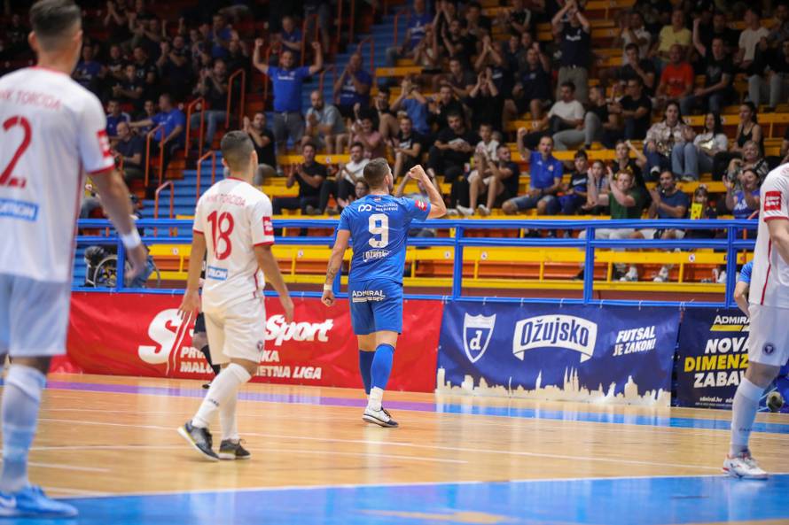Zagreb: 1. HMNL, 2. kolo: MNK Futsal Dinamo - MNK Torcida