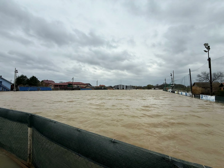 Vatrogasci zatrpani pozivima: 'Nismo mi građevinska tvrtka'
