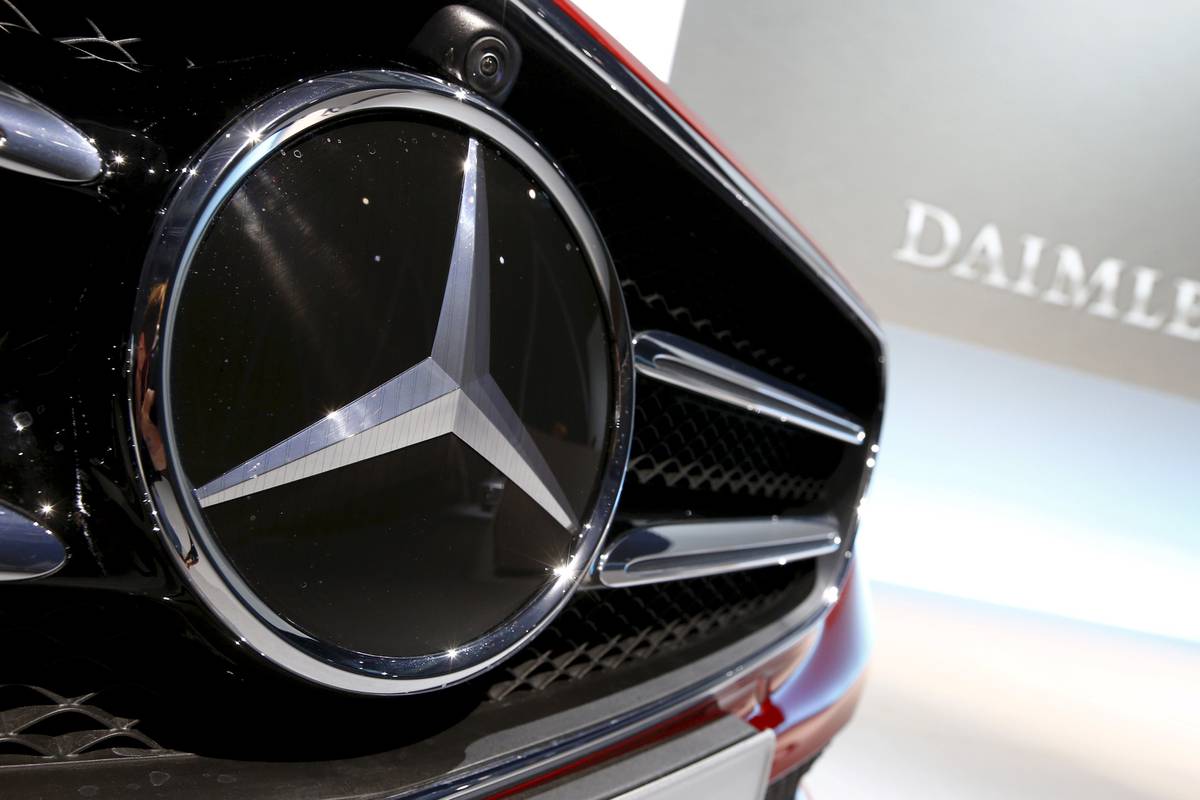 Audi i BMW prodali su manje luksuznih vozila od Mercedesa
