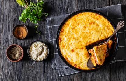 Složenac od palente, graha i mesa za dane kada je hladno