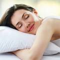 7 super savjeta kako spriječiti nastajanje bora dok spavate