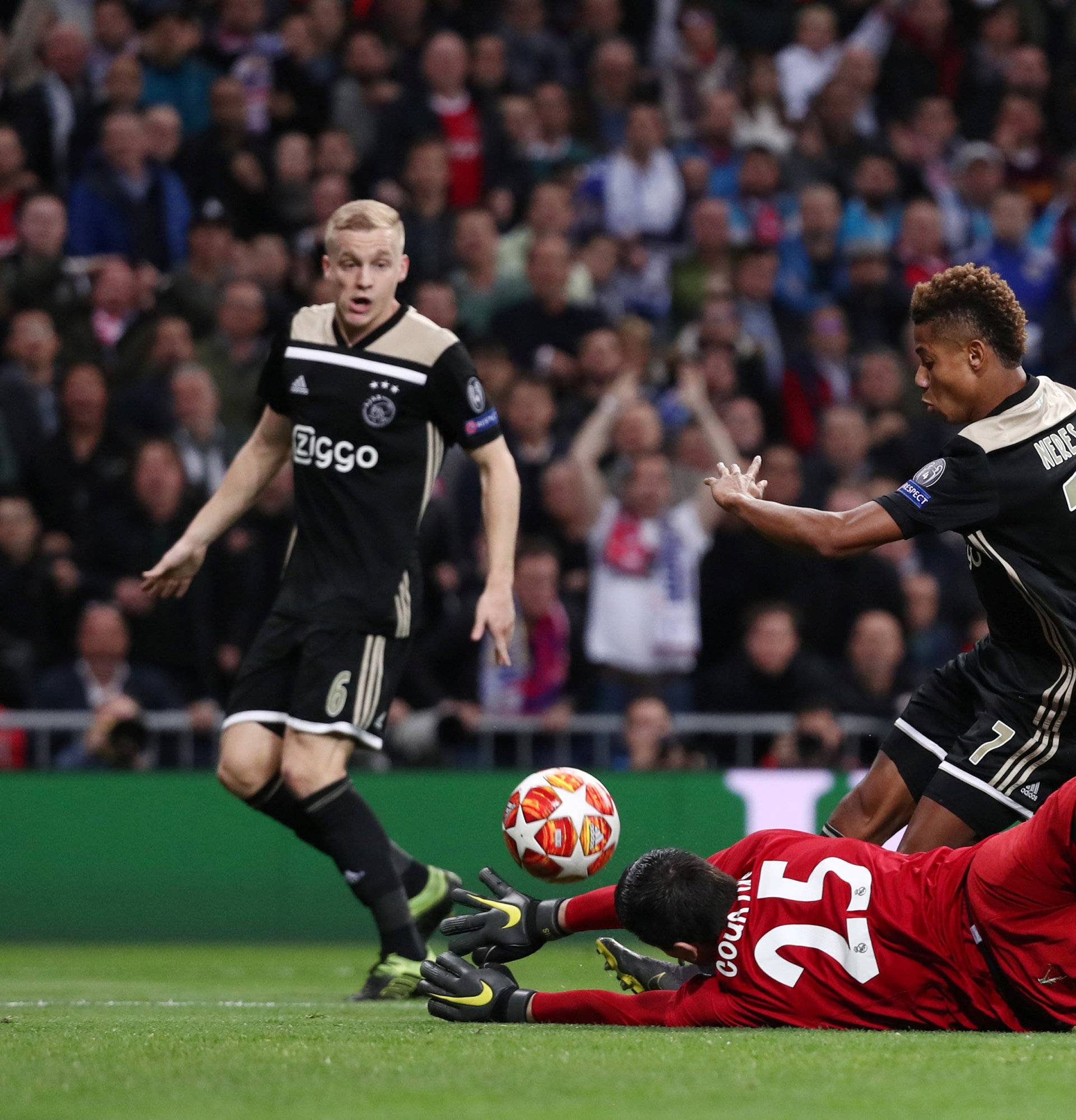 Champions League - Round of 16 Second Leg - Real Madrid v Ajax Amsterdam