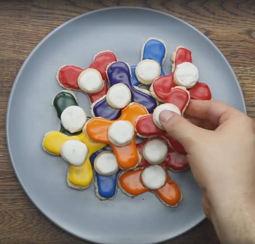 Napravite fidget spinner kekse koji se okreću i oduševite djecu