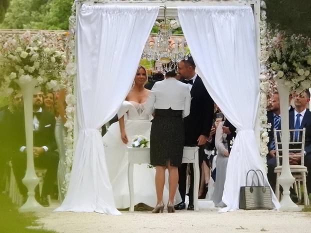 ARHIVA - 2019. Bale: Vjenčanje Maje Šuput i Nenada Tatarinova