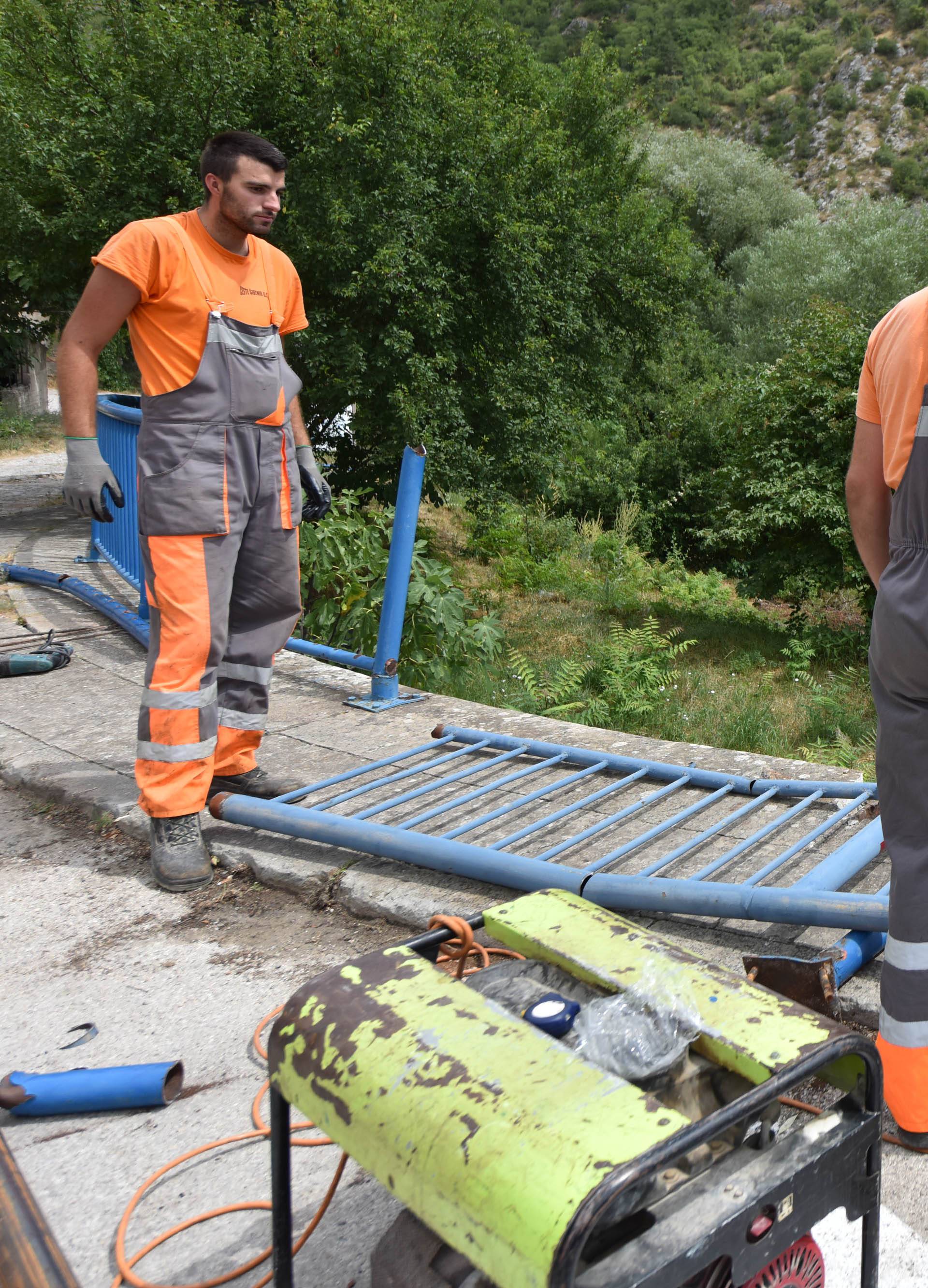 Spasio vozača koji je tonuo u Krki: 'Motkom sam vukao auto'