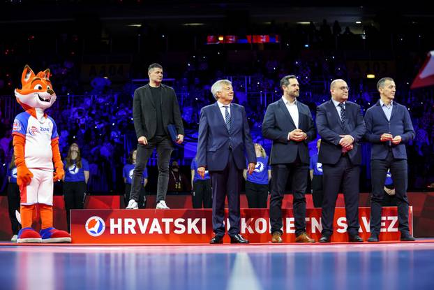 Zagreb: Svečana oproštajna ceremonija hrvatskih rukometnih legendi Domagoja Duvnjaka, Igora Karačića i Ivana Pešića