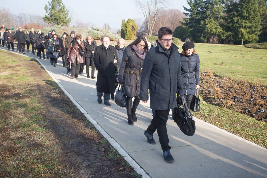 Prijatelji i obitelj neutješni na sprovodu: 'Hvala, a ne zbogom'