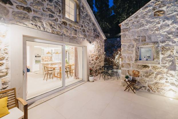 FOTO Kao da ste u raju, ali za 'paklenu' cijenu: Vila u Cavtatu uistinu je savršena za odmor