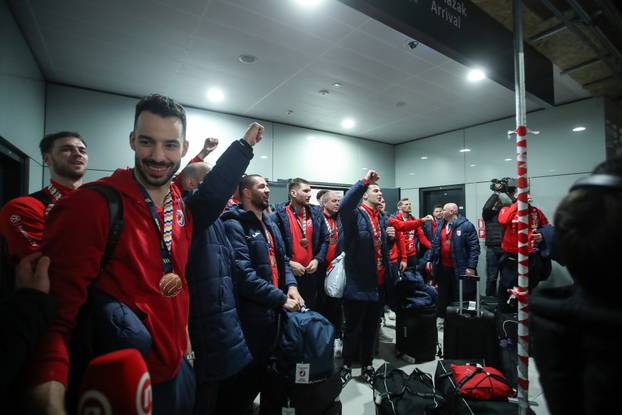 Doček brončanih rukometaša u Zračnoj luci Franjo Tuđman